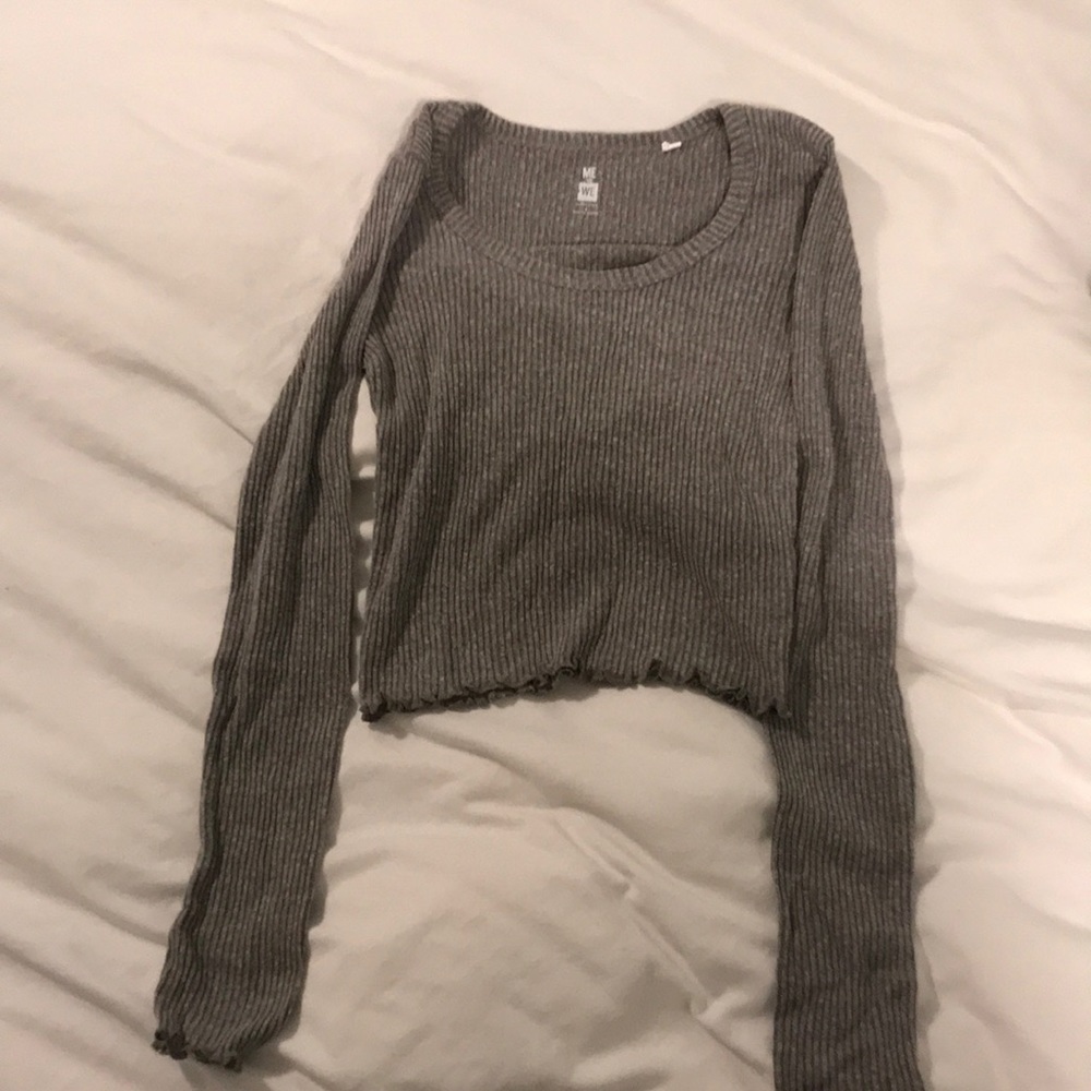 Grey Long Sleeve Crop Top